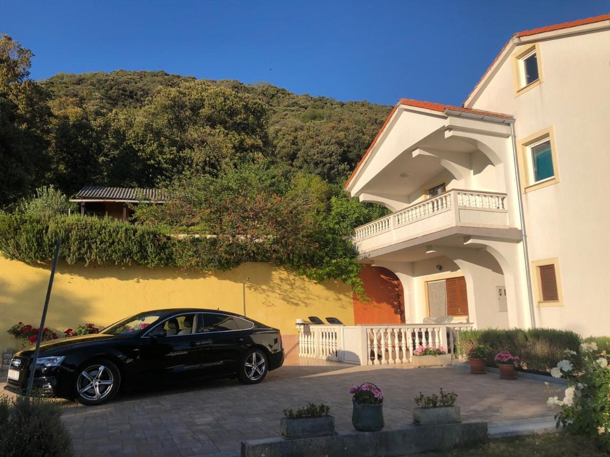 Apartments Fafandjel Rab Town Exterior photo