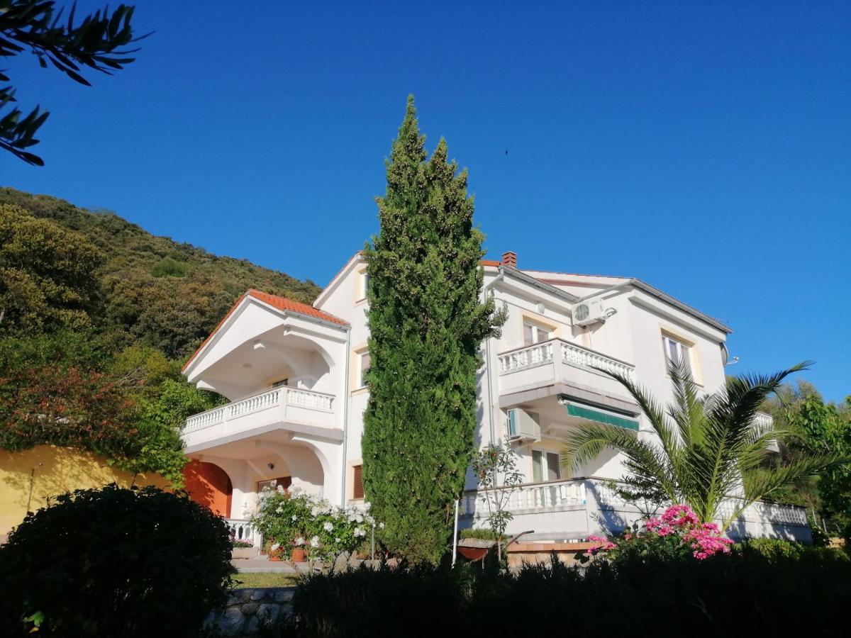 Apartments Fafandjel Rab Town Exterior photo